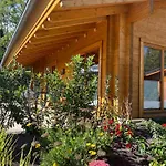 샬레 Netten Naturerlebnis Holz-chalets *
