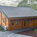 Netten Naturerlebnis Holz-chalets 샬레 다운