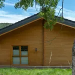 샬레 Netten Naturerlebnis Holz-chalets *