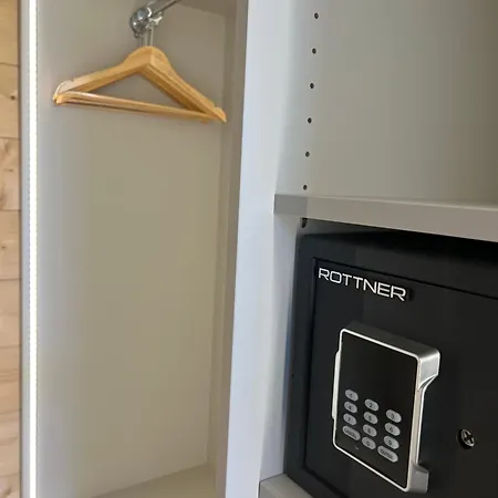 Netten Naturerlebnis Holz-chalets * ダウン