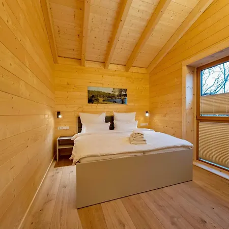 Netten Naturerlebnis Holz-chalets * Daun